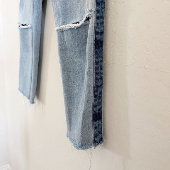 Lucky Brand The High Rise Tomboy Distressed Side Stripe Light Wash Jeans Sz 2/26 - Picture 6 of 11